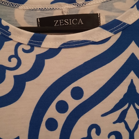 Clothes - Picture 6 of 15